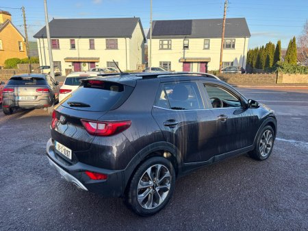 2018 Kia Stonic K2 5DR  LOW  MILEAGE  FULL  SERVICE  HISTORY thumbnail