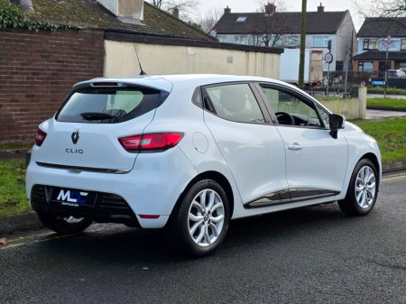2017 Renault Clio 1.2 16V 75 DYNAMIQUE NAV €9,995 thumbnail