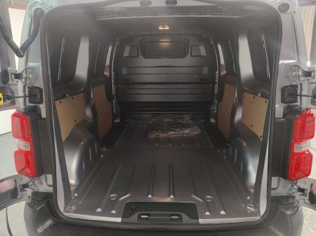 2025 Citroen Dispatch LX MWB 1.5 120HP From €134 Per Week €27,955 thumbnail