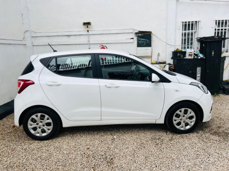 2015 Hyundai i10 - thumbnail 9