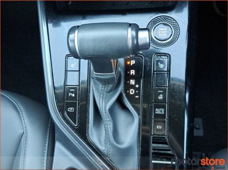 2023 Kia Niro 1.6 GDI PHEV K3 Auto €27,900 thumbnail