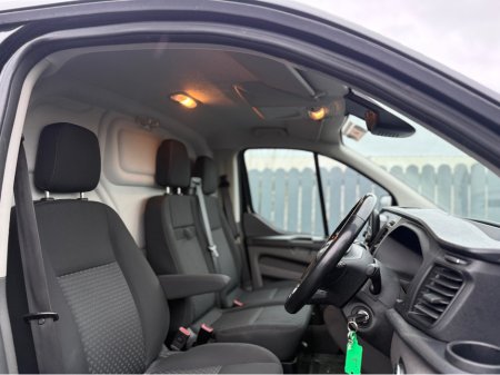 2020 Ford Transit Custom AUTO 2020 TRANSIT CUSTOM €19,950 thumbnail