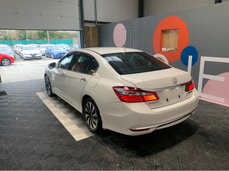 2018 Honda Accord ONLY €17950! 2018 ACCORD HYBRID Apple Carplay / Reverse Camera / Cruise Control / Lane Assistance / Accord Automatic €17,950