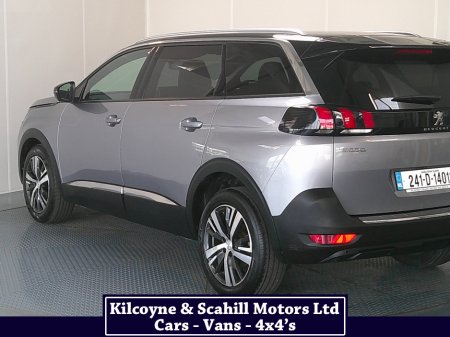 2024 Peugeot 5008 - thumbnail 10