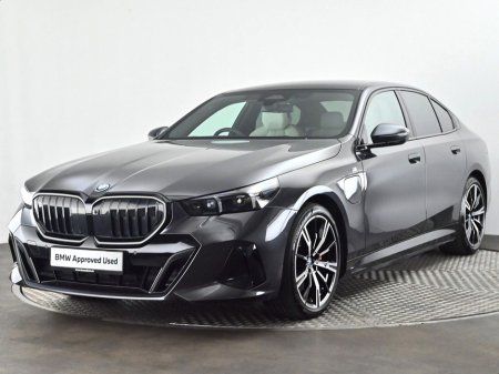 2024 BMW 5 Series - thumbnail 24