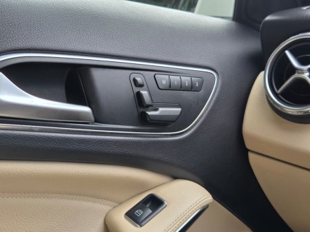 2015 Mercedes-Benz GLA Class - thumbnail 23