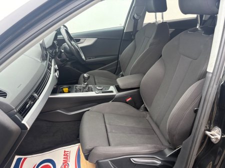 2017 Audi A4 - thumbnail 16