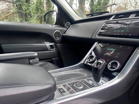 2020 Land Rover Range Rover Sport 2.0 P400E HSE DYNAMIC €43,950 thumbnail