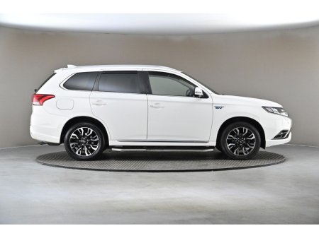 2016 Mitsubishi Outlander 2.0 PHEV 4WD 5SEATS 160BHP *LEATHER*EL.SUNROOF*360 PAN CAM* €17,490 thumbnail