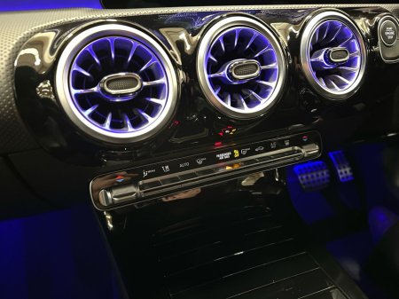 2025 Mercedes-Benz CLA Class - thumbnail 11