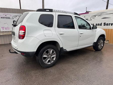 2018 Dacia Duster SIGNATURE 1.5 DCI 110 4 4DR €11,800 thumbnail