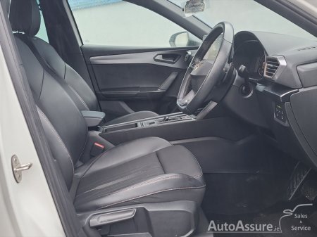 2023 Cupra Leon 1.5 E-TSI 150BHP DSG AUTO *** Heated Sport Seats / Apple Carplay / Park Assist *** €26,900 thumbnail