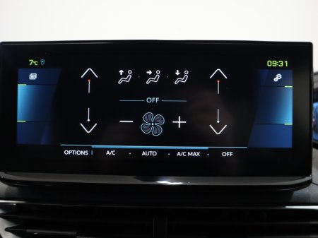 2021 Peugeot 3008 *69* GT S/S PHEV AUTO €22,900 thumbnail