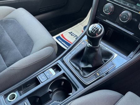 2014 Volkswagen Golf - thumbnail 7