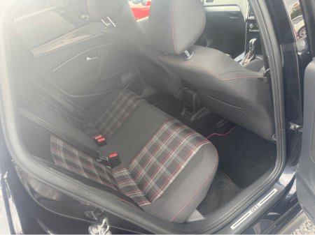 2016 Volkswagen Polo - thumbnail 9