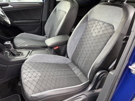 2021 Volkswagen Tiguan - thumbnail 10