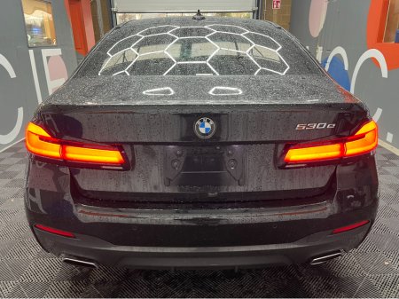 2020 BMW 5 Series - thumbnail 3