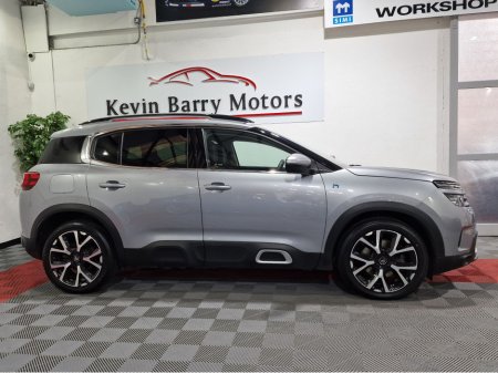 2022 Citroen C5 Aircross 1.6 SHINE (PLUG IN HYBRID) AUTOMATIC **HIGH SPEC / ADAPTIVE CRUISE CONTROL / APPLE CARPLAY & ANDROID AUTO / BLIND SPOT ASSIST / HALF LEATHER INTERIOR / KEYLESS ENTRY / SAT NAV / REVERSE CAMERA** €24,900