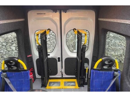 2023 Maxus eDeliver 9 BASE LXH P/V €47,824 thumbnail