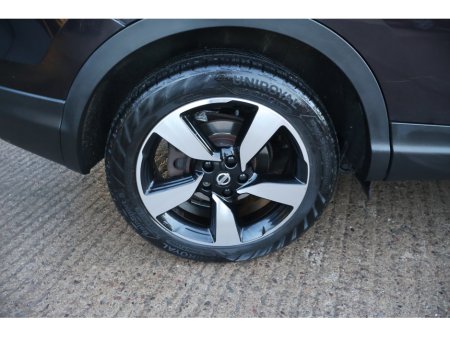 2017 Nissan Qashqai N-VISION 360 Huge Spec New Timing Belt Exceptional Condition! €13,995 thumbnail