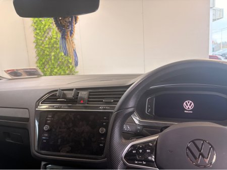 2024 Volkswagen Tiguan - thumbnail 6