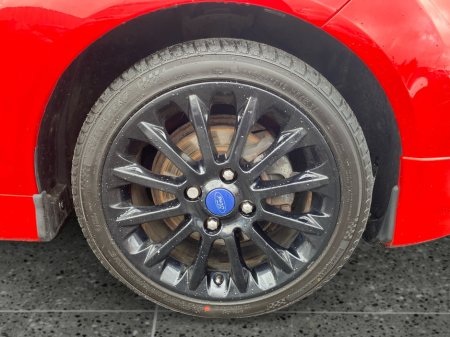 2016 Ford Fiesta - thumbnail 8