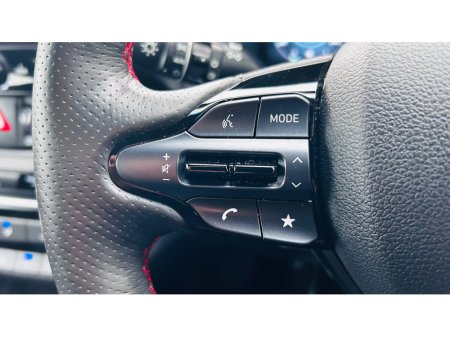 2025 Hyundai i30 - thumbnail 15