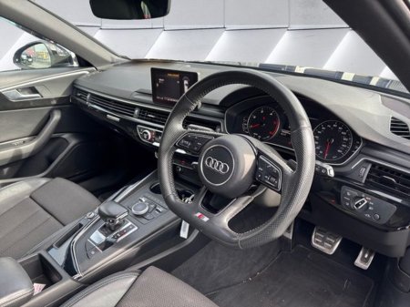 2017 Audi A4 - thumbnail 9