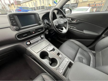 2020 Hyundai Kona - thumbnail 29