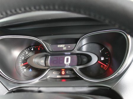 2016 Renault Captur - thumbnail 16