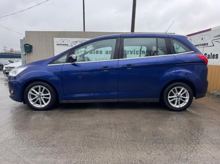2016 Ford Grand C-Max 1.5 TDCI ZETEC 120 120PS 5DR €8,999 thumbnail
