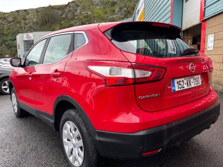 2015 Nissan Qashqai - thumbnail 12