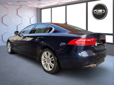 2015 Jaguar XE  €8,950 thumbnail