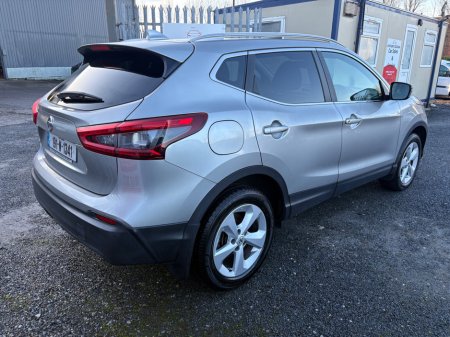 2019 Nissan Qashqai 1.5 DSL SV €17,995 thumbnail