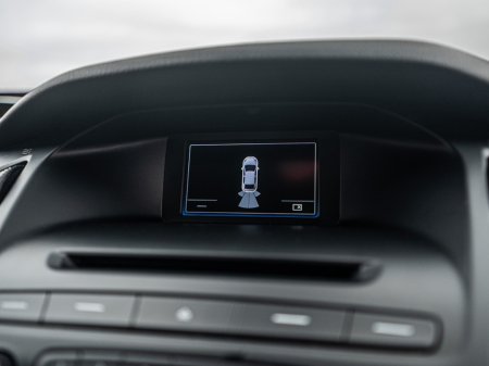 2016 Ford Focus - thumbnail 10