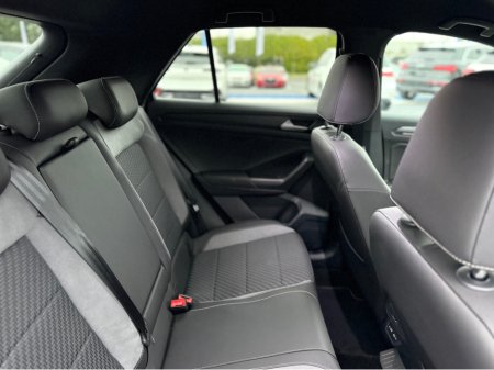 2021 Volkswagen T-Roc R-LINE - 2.0L DIESEL - AUTO - 12M WARRANTY - CAR: 1627 thumbnail