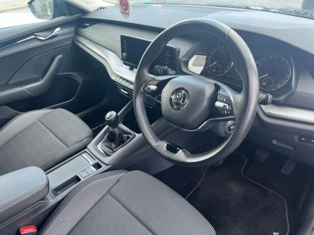 2024 Skoda Octavia - thumbnail 6