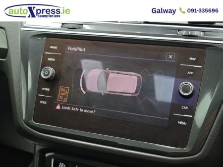 2017 Volkswagen Tiguan - thumbnail 16