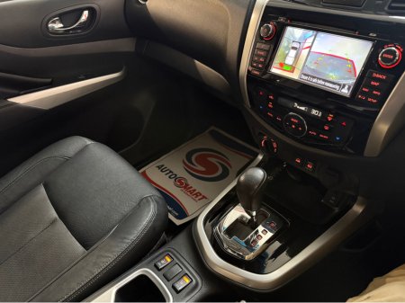 2017 Nissan Navara 2.3 DCI TEKNA 4DR AUTO €19,950 thumbnail