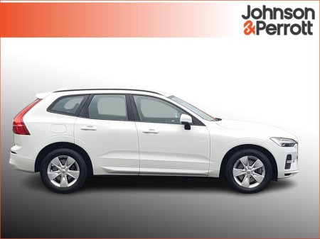 2022 Volvo XC60 B4 197bhp Diesel MHEV Momentum (Two Year Volvo Selekt Warranty + Two Year Volvo Service Plan) €46,900 thumbnail