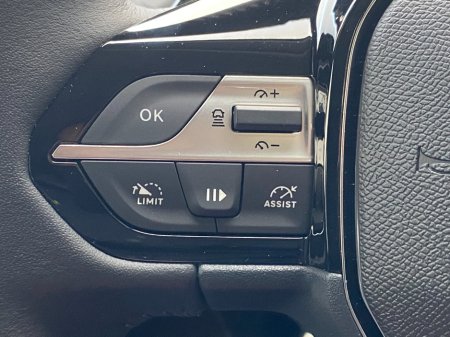 2026 Peugeot 408 MHEV 145BHP e-DCS6 Allure Auto thumbnail