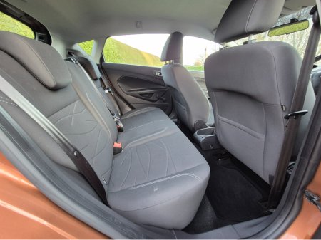 2013 Ford Fiesta - thumbnail 10