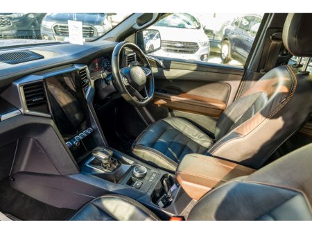 2024 Volkswagen Amarok 2024 Volkswagen Amarok AMAROK PA (X) 3.0 237BHP A10A 0 €63,450 thumbnail