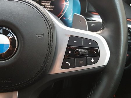 2022 BMW 5 Series - thumbnail 16