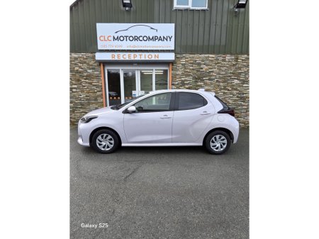 2020 Toyota Yaris  €14,950 thumbnail