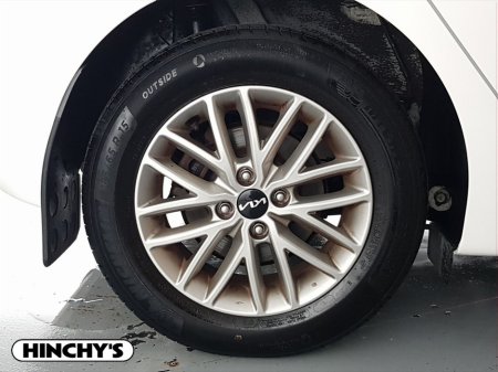 2023 Kia Rio - thumbnail 8