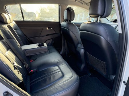 2015 Kia Sportage 1.7 D EXL 2WD €8,950 thumbnail