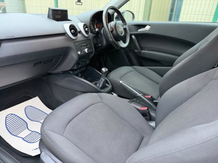 2014 Audi A1 - thumbnail 13