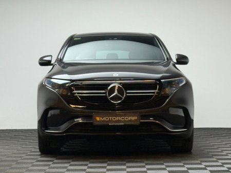 2024 Mercedes-Benz EQC - thumbnail 2