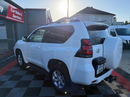 2021 Toyota Landcruiser LAND CRU SWB COMMERCIAL 2DR, VAT INVOICE , Fully Serviced , New 12 MTH DOE , Reverse Camera , 2.8 Dsl Manual , € 143 p/w & €17,950 Trade in / Deposit , Cruise Control , Dual Climate Control , €38,980 thumbnail